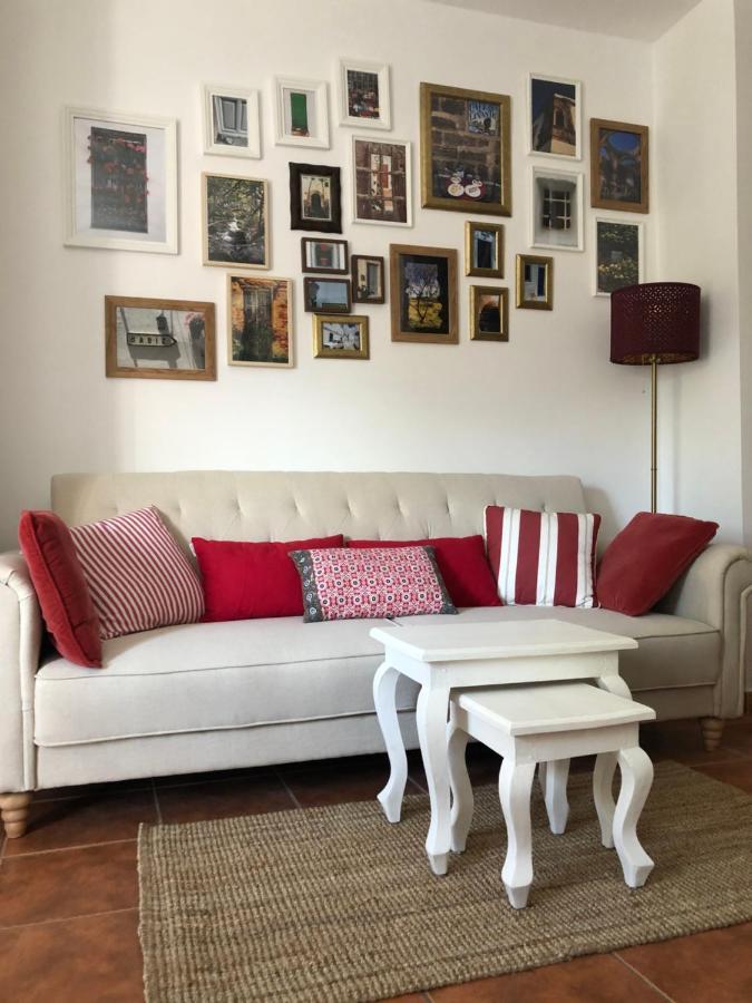 Ocuri Apartment