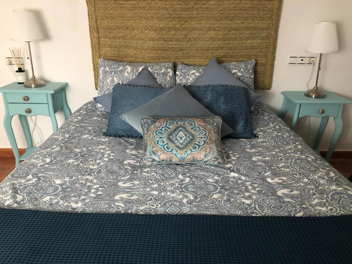Ocuri Apartment *